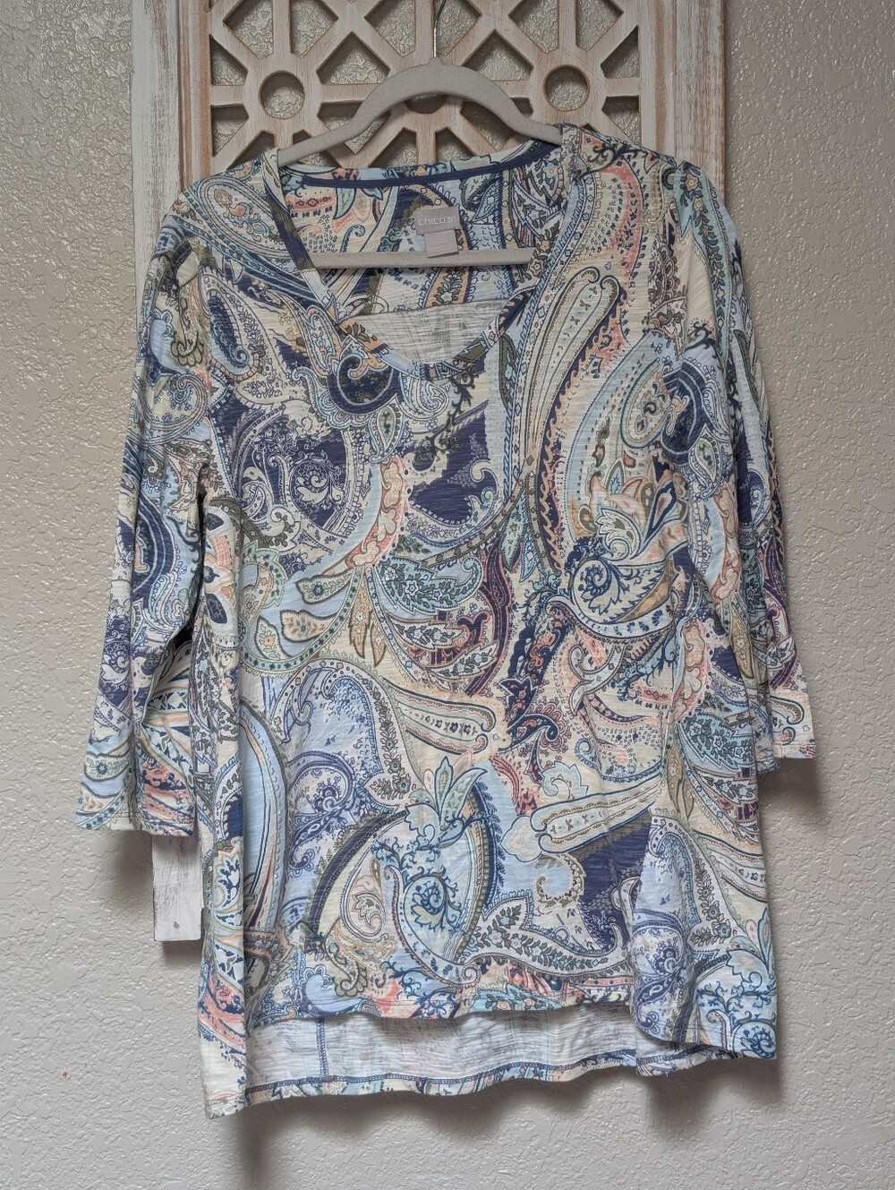 Chico's Size 1 (US Med) Floral Paisley Top Cotton/ Modal 3/4 Sleeve Blue Casual
